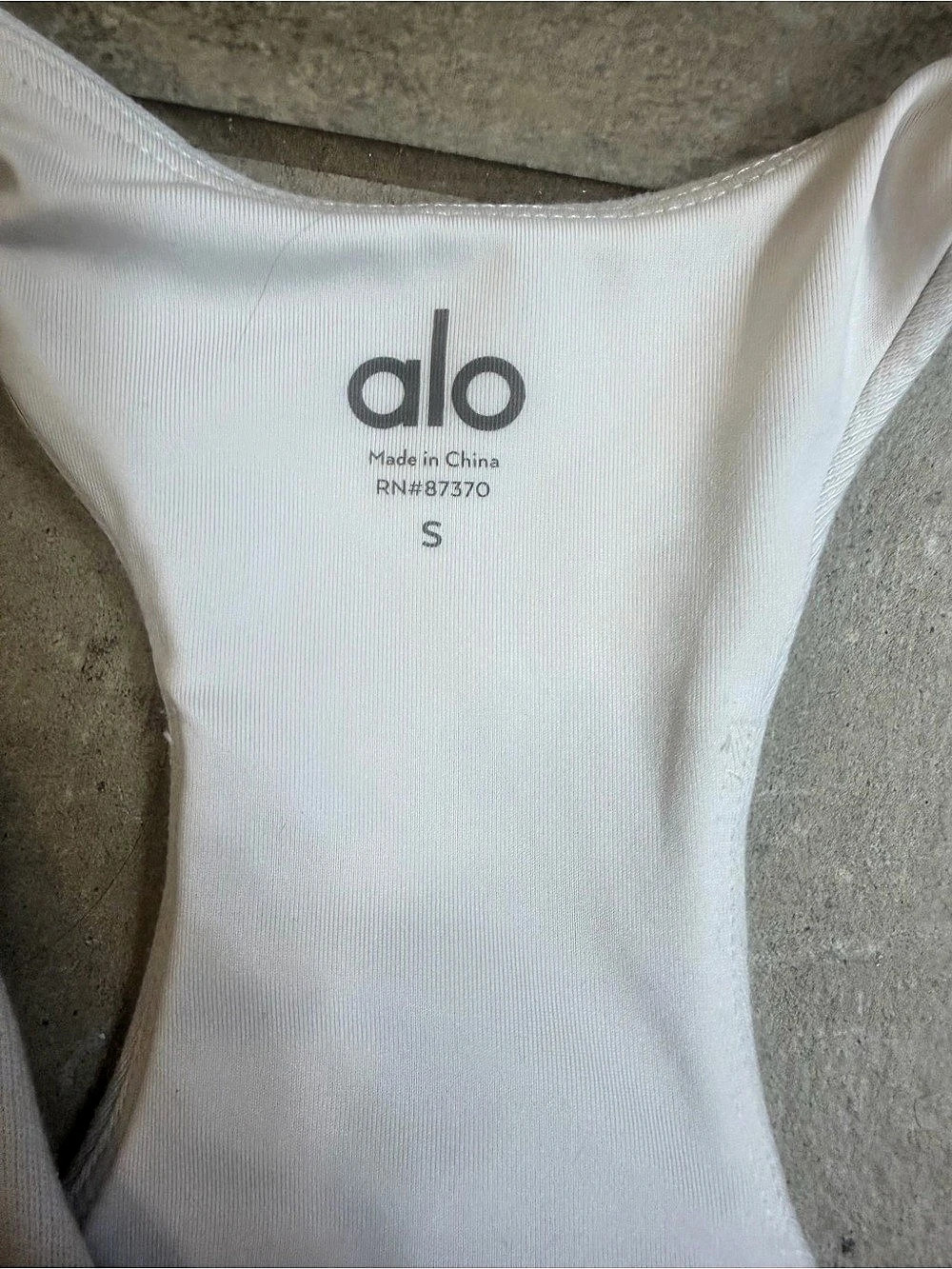 Alo yoga scoop neck sweatshirt bra Size Small - Picture 3 of 4